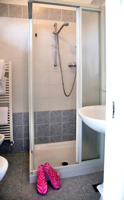 Hotel Patrizia Риччоне Номер фото